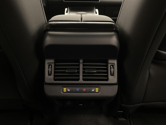 Land Rover Range Rover Evoque D165 R-DYNAMIC SE  AWD AUT 2.0 d Dynamic SE