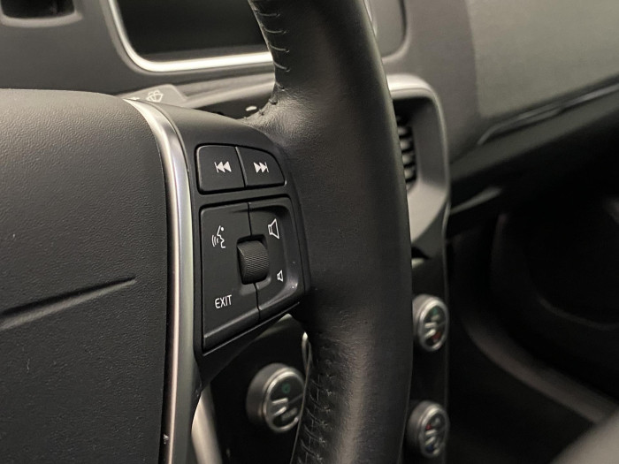 Volvo V40 D2 MOMENTUM AUT 2.0 d Momentum