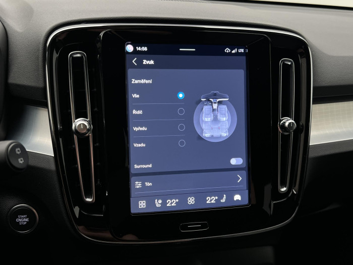 Volvo XC40 B3 DARK PLUS AUT