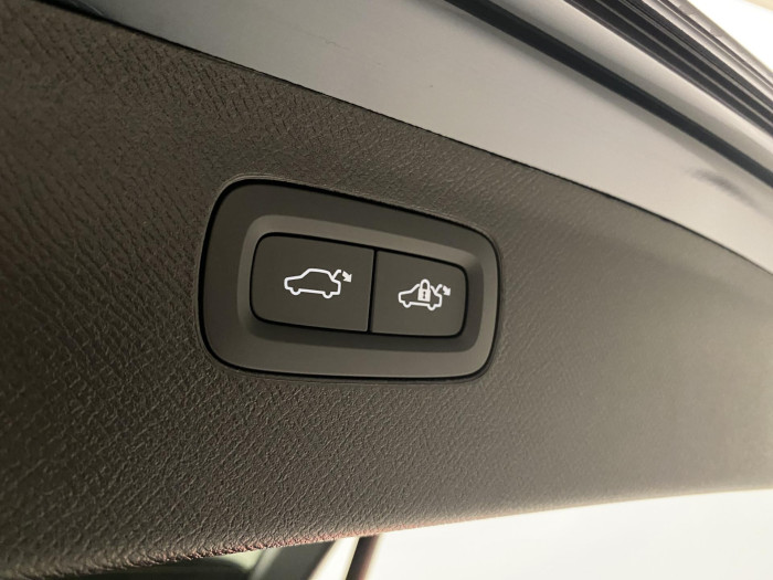 Volvo XC90 B5 AWD AUT BRIGHT PLUS 7míst