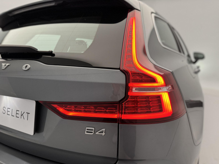Volvo V60 B4 MOMENTUM AUT 2.0 Momentum