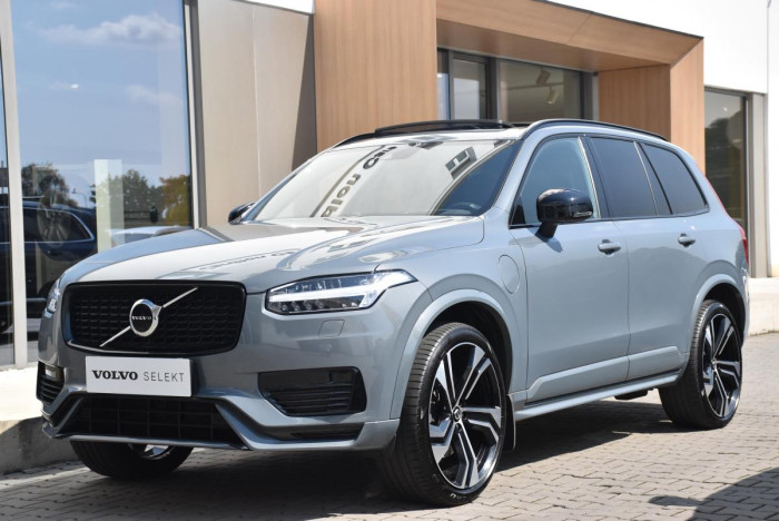 Volvo XC90 T8 AWD RECHARGE REZERVACE