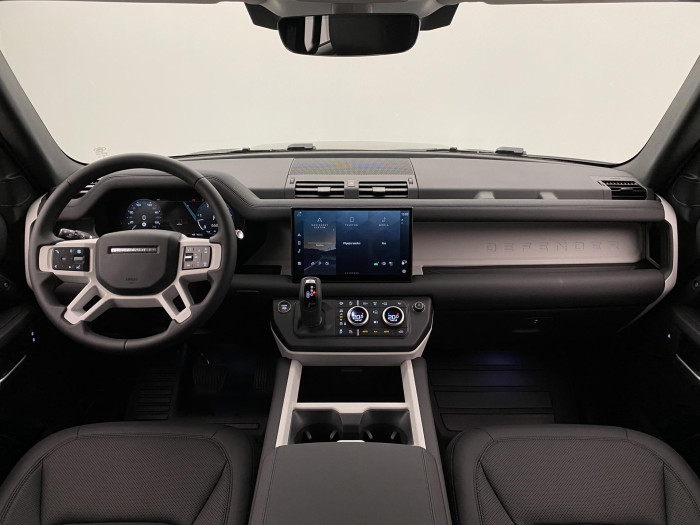 Land Rover Defender 110 D200 S AWD REZERVACE 3.0 d