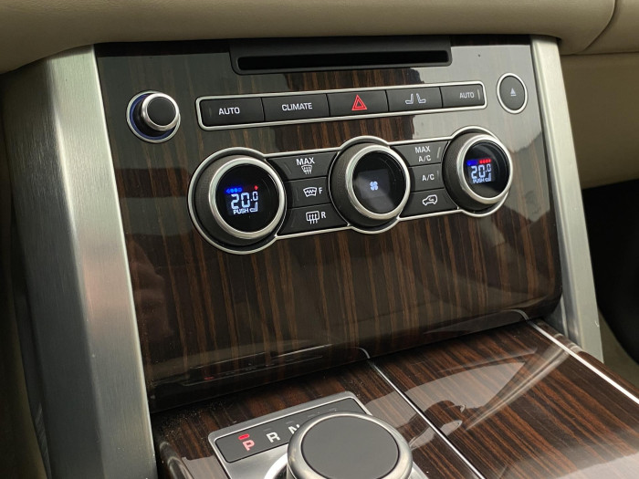 Land Rover Range Rover 4.4 TDV8 VOGUE AWD AUT