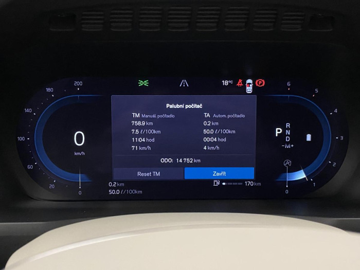 Volvo XC90 B5 AWD ULTIMATE REZERVACE