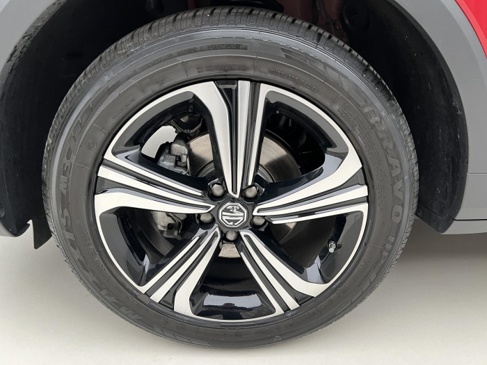 MG ZS 1.5 ESSENTIAL PLUS CZ 1.maj.