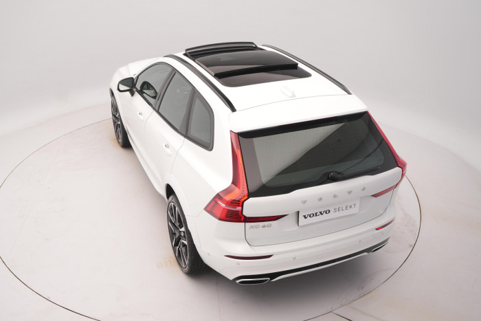 Volvo XC60 B5 AWD R-DESIGN AUT