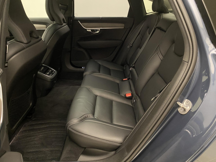 Volvo S90 B5 AWD ULTIMATE BRIGHT 1.maj