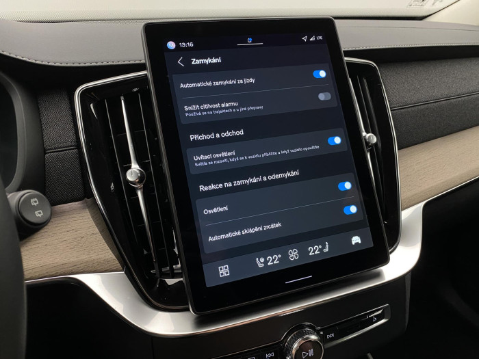 Volvo XC90 T8 AWD RECHARGE DARK PLUS 7m