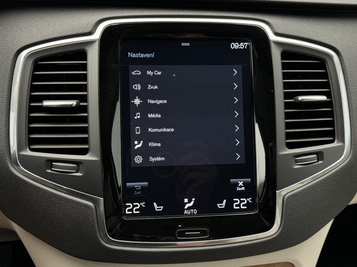 Volvo XC90 B5 AWD MOMENTUM PRO CZ 2.0 Momentum