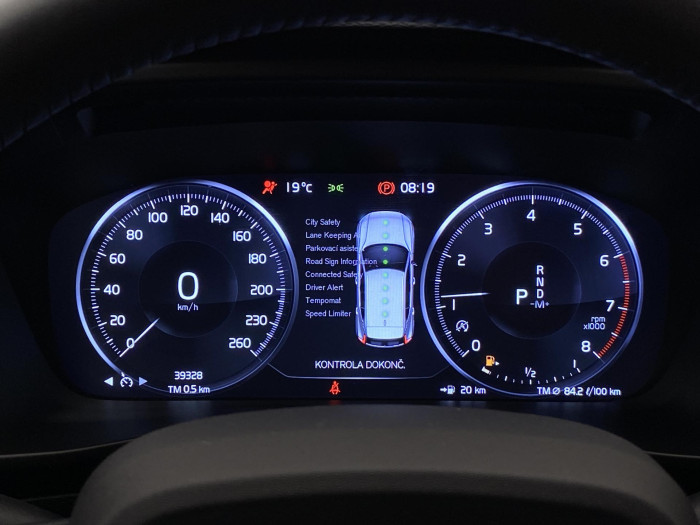 Volvo XC40 T2 MOMENTUM AUT CZ 1.5 Momentum