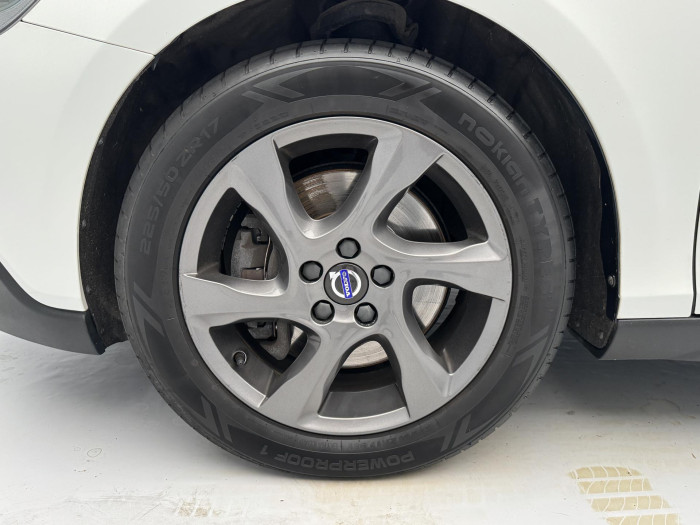 Volvo V40 CC T4 AWD MOMENTUM  AUT 2.0 CC CC Momentum