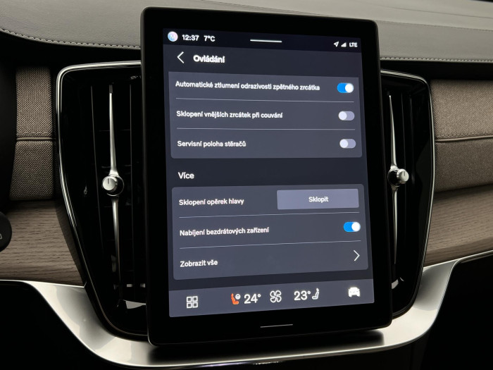 Volvo XC90 B5 AWD ULTRA BRIGHT 7MÍST CZ