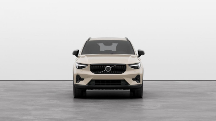 Volvo XC40 B3 AUT DARK PLUS