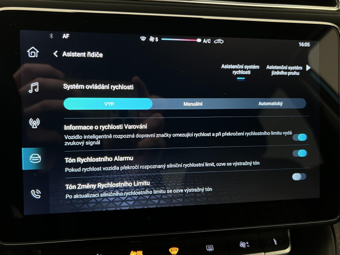 MG ZS 1.5 ESSENTIAL PLUS CZ