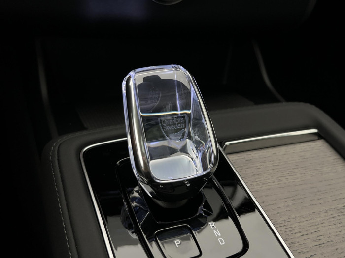 Volvo XC90 T8 AWD RECHARGE DARK ULTRA AUT