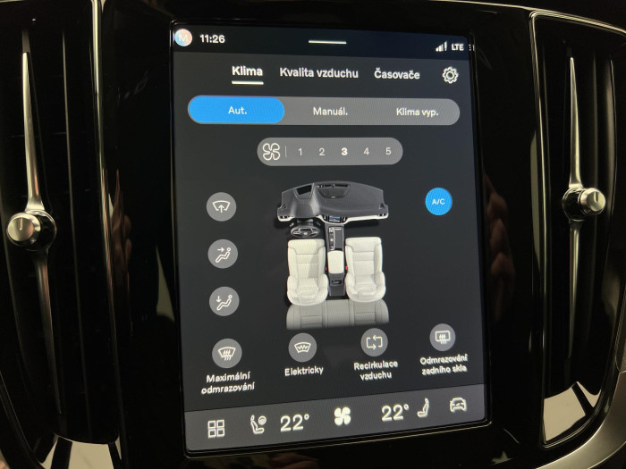 Volvo V60 B4 DARK PLUS AUT