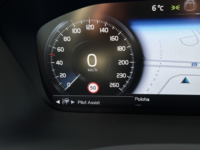 Volvo XC90 B5 AWD INSCRIPTION 7MÍSTNÁ Aut