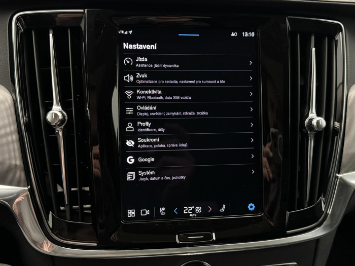 Volvo V90 CC B4 AWD PLUS REZERVACE