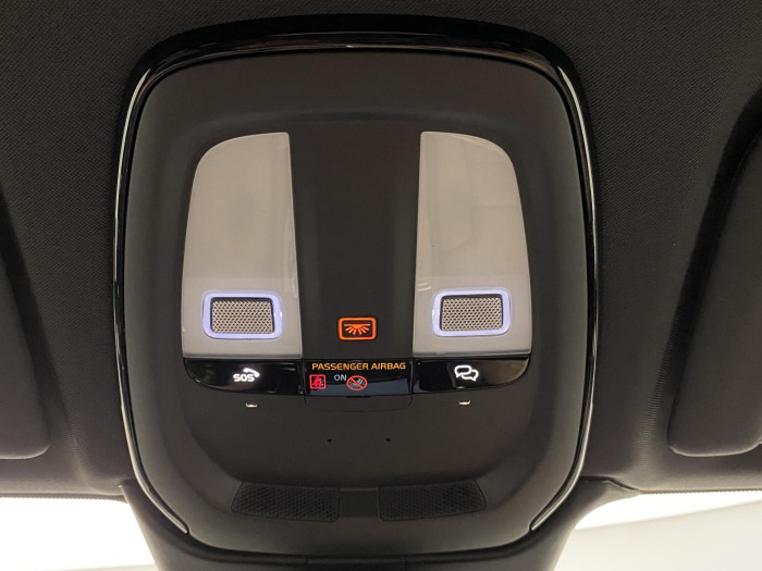 Volvo XC60 B5 AWD AUT DARK PLUS