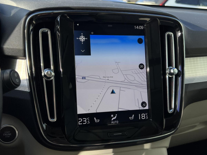 Volvo XC40 D3 AWD MOMENTUM Aut 1.maj. 2.0 d Momentum