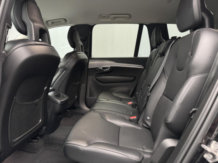 Volvo XC90 B5 AWD MOMENTUM PRO CZ 7M 2.0 Momentum