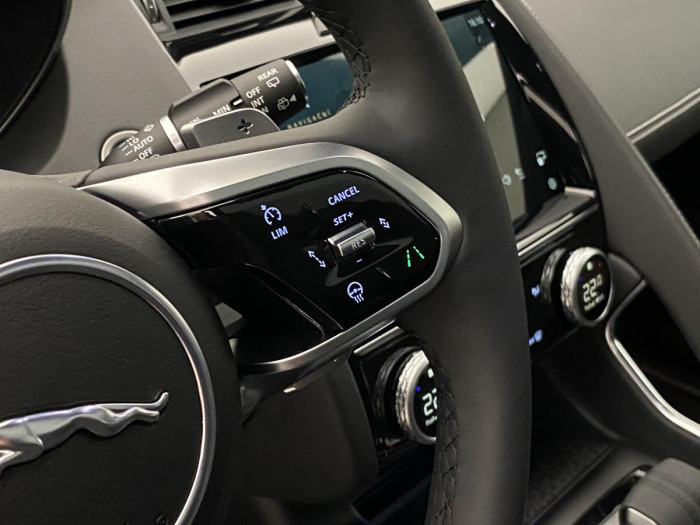 Jaguar E-Pace P250 R-DYNAMIC SE AWD AUT 2.0 Dynamic SE