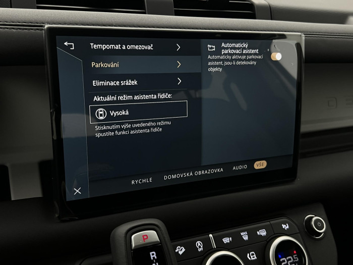 Land Rover Defender 110 D200 S AWD Aut REZERVACE 3.0 d