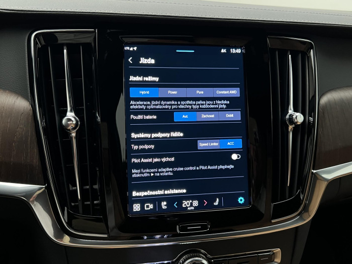 Volvo V90 T6 AWD RECHARGE PLUS DARK AUT