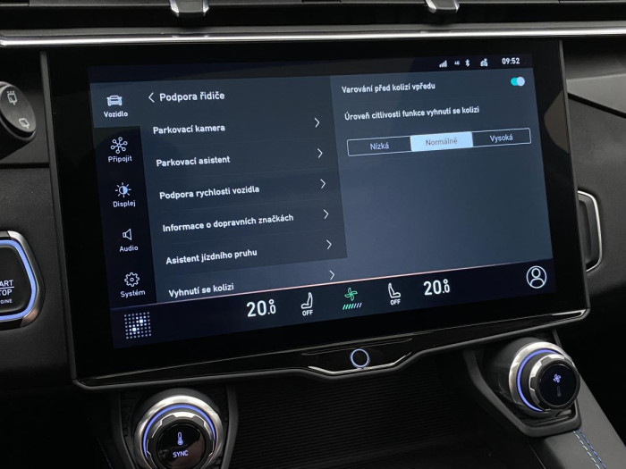 Lynk & Co 01 PHEV DCT AUT REZERVACE