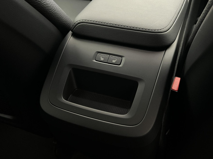 Volvo XC60 B5 AWD PLUS DARK AUT 1.maj.