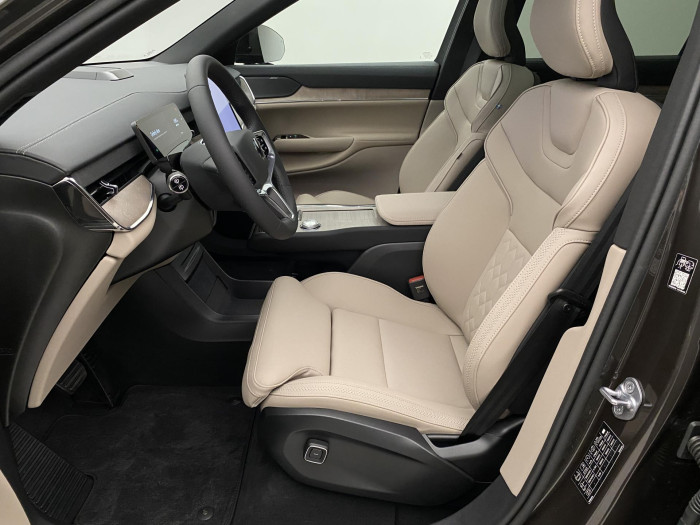 Volvo EX90 PURE ELECTRIC TWIN PLUS 7míst