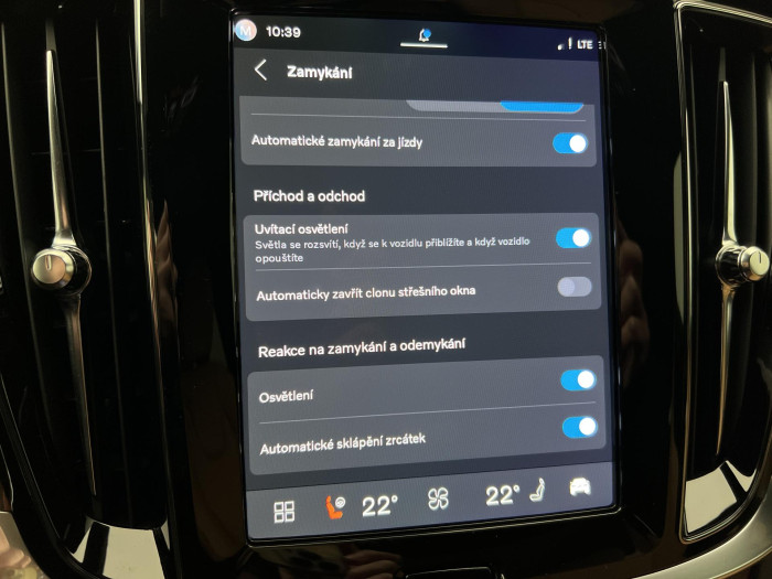 Volvo V60 B4 DARK ULTRA AUT