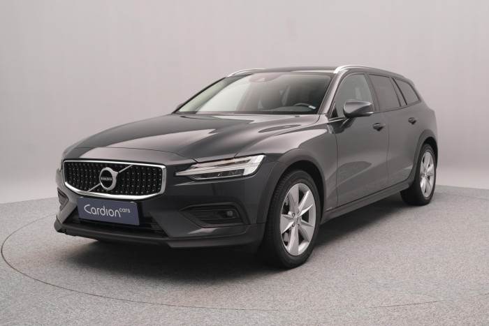 Volvo V60 CC D4 AWD MOMENTUM CZ 1.maj 2.0 d CC CC Momentum