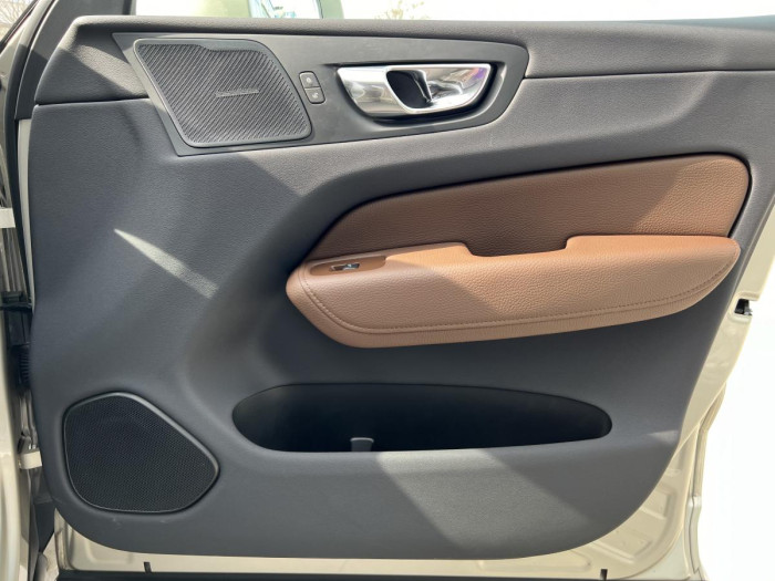 Volvo XC60 T6 AWD RECHARGE INSCRIPTION