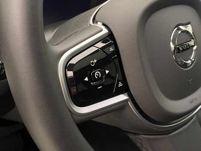 Volvo V60 T8 AWD PLUG-IN BRIGHT ULTRA CZ