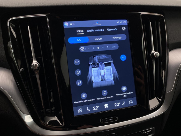 Volvo V60 T6 AWD RECHARGE CORE AUT CZ