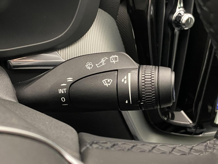 Volvo XC60 T6 AWD PLUG-IN DARK PLUS CZ