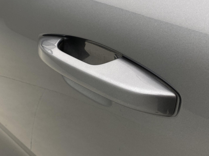 Volvo XC40 D4 AWD R-DESIGN AUT CZ 2.0 d