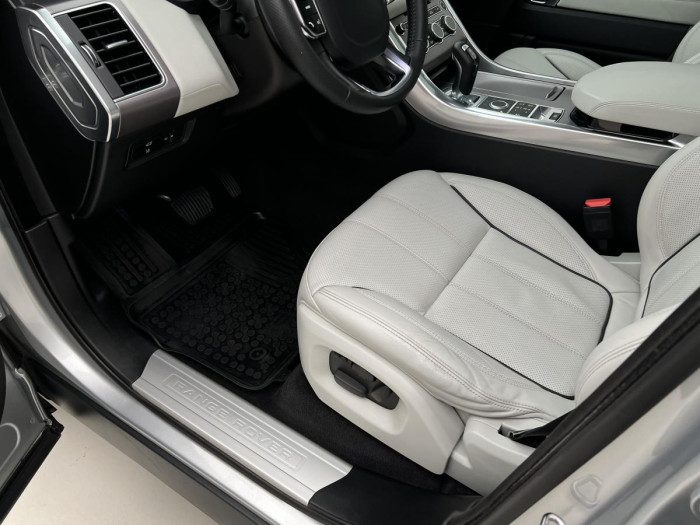 Land Rover Range Rover Sport 3.0 TDV6 HSE AWD AUT