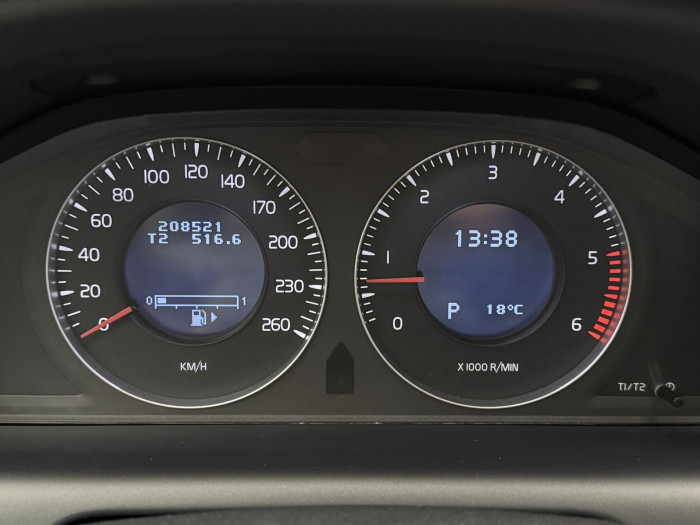 Volvo XC60 D5 AWD MOMENTUM AUT CZ 2.4 d Momentum