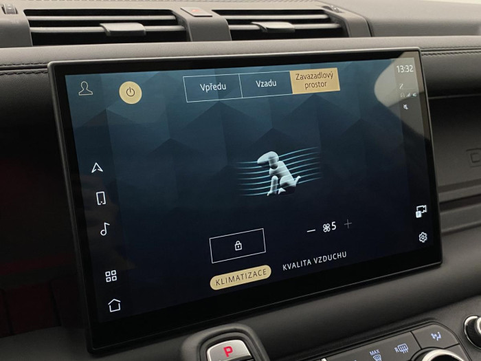 Land Rover Defender 110 V8 P525 AWD AUT REZERVACE 5.0 V8