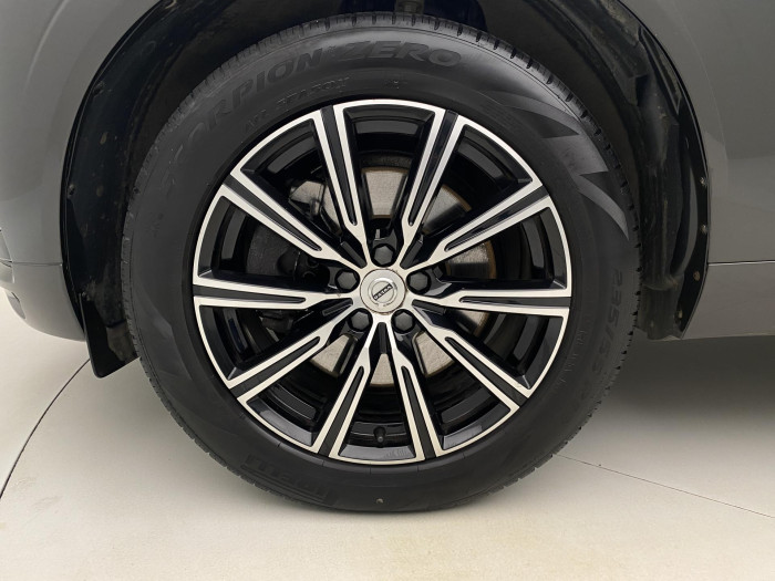 Volvo XC60 D4 AWD INSCRIPTION AUT CZ 2.0 d