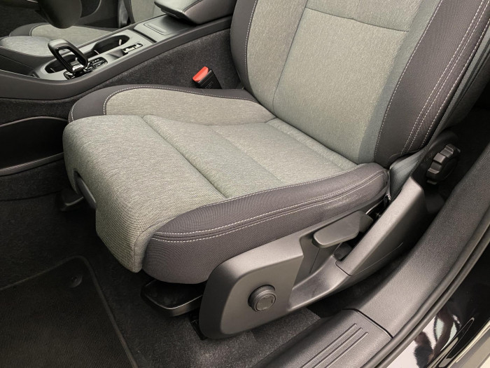 Volvo XC40 B4 CORE AUT CZ 1.maj