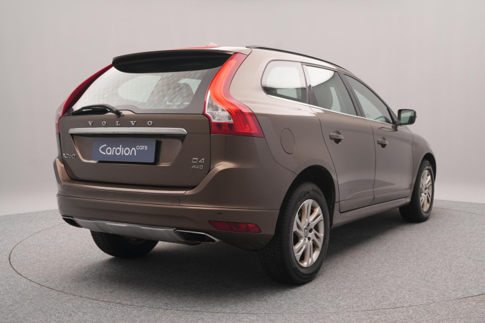 Volvo XC60 D4 MOMENTUM AUT CZ 2.4 d Momentum