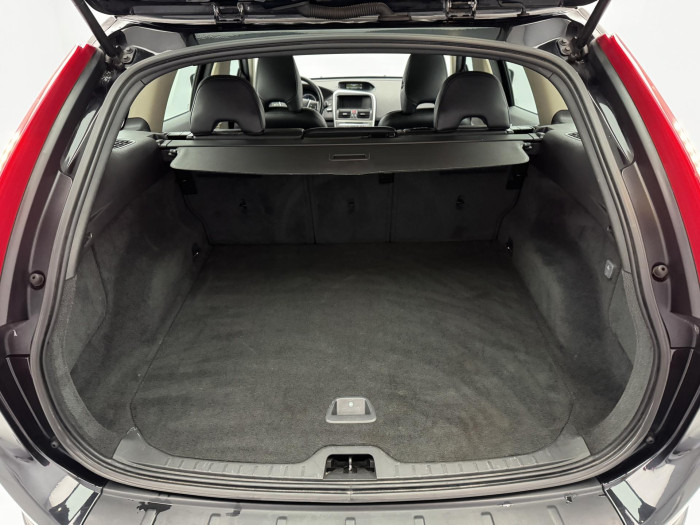 Volvo XC60 SUMMUM AUT CZ 1.maj 2.4 Summum