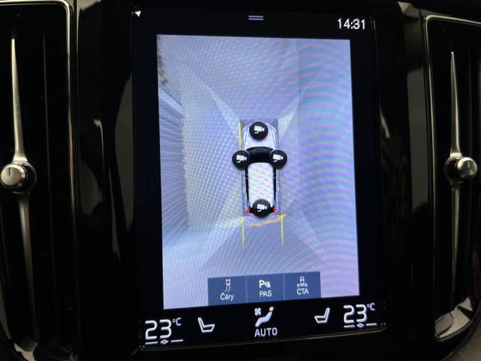 Volvo XC60 B5 AWD INSCRIPTION AUT CZ