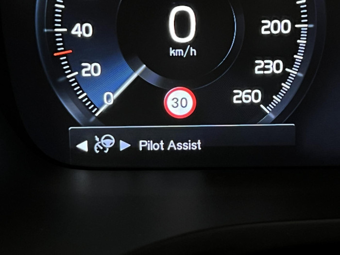 Volvo V60 CC B4 AWD AUT 1.maj. 2.0 CC CC