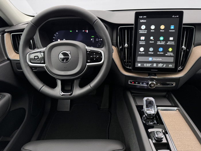 Volvo XC60 T6 AWD AUT DARK ULTRA