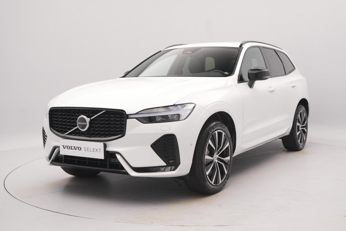 Volvo XC60 B4 PLUS DARK AUT 1.maj.